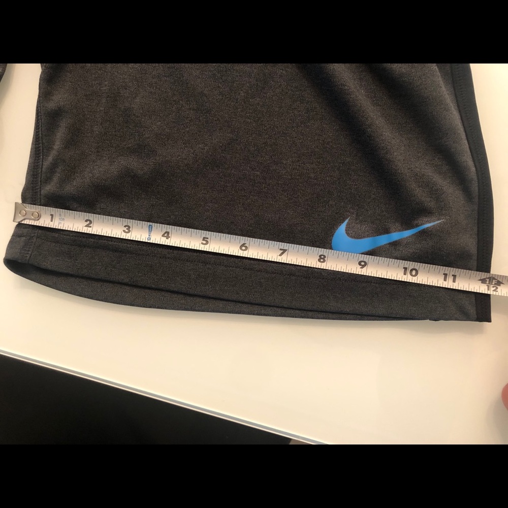 NIKE Dri-Fit Charcoal w/Blk side panel Shorts (M) - Picture 7 of 8